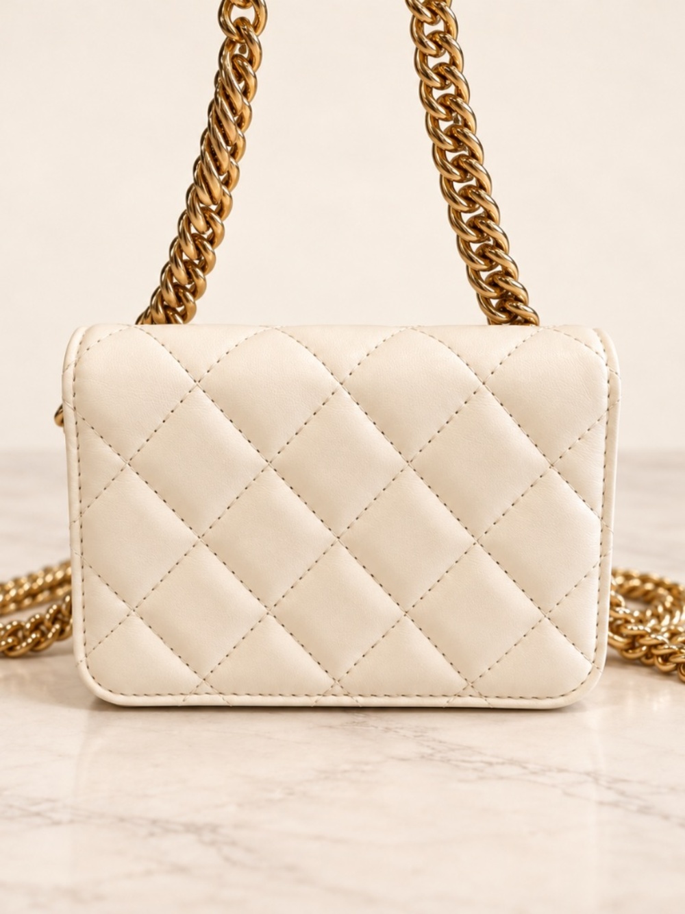 Chanel 22S White Quilted Lambskin Enamel Charm Clutch with Chain - Picture 7 of 7